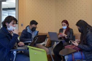 Group members working at PKP Sprint Bogotá 2022