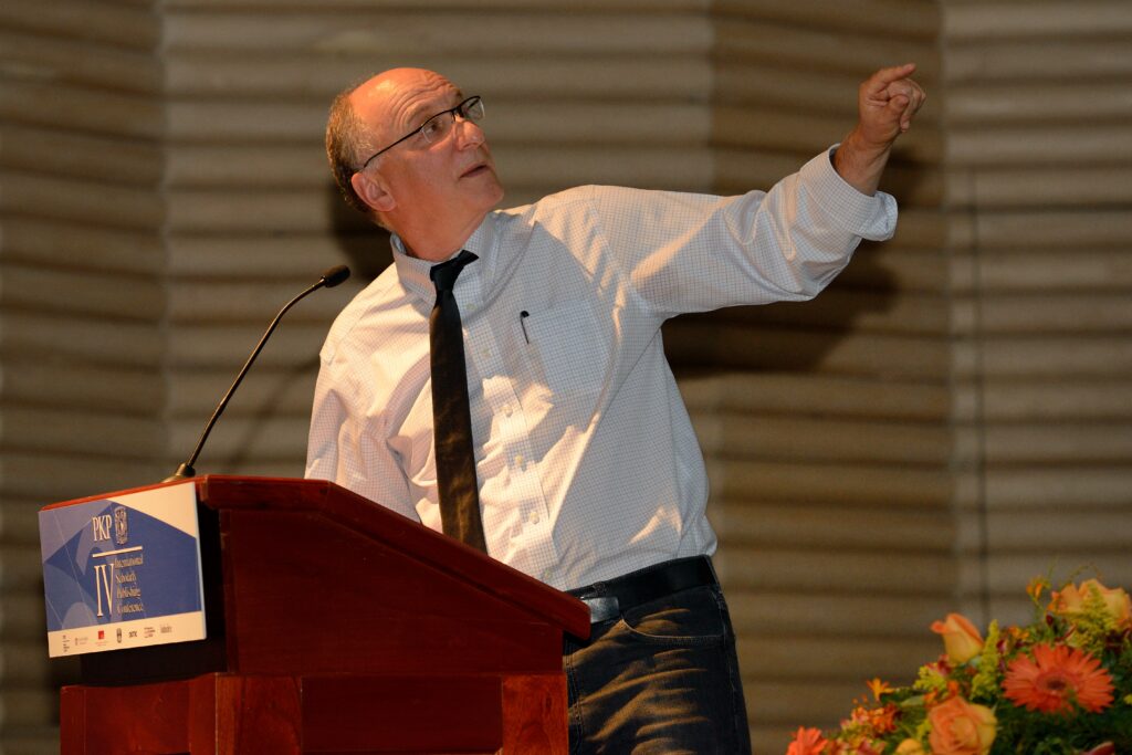 John Willinsky Speaking at PKP's Conference in Mexico City, 2013