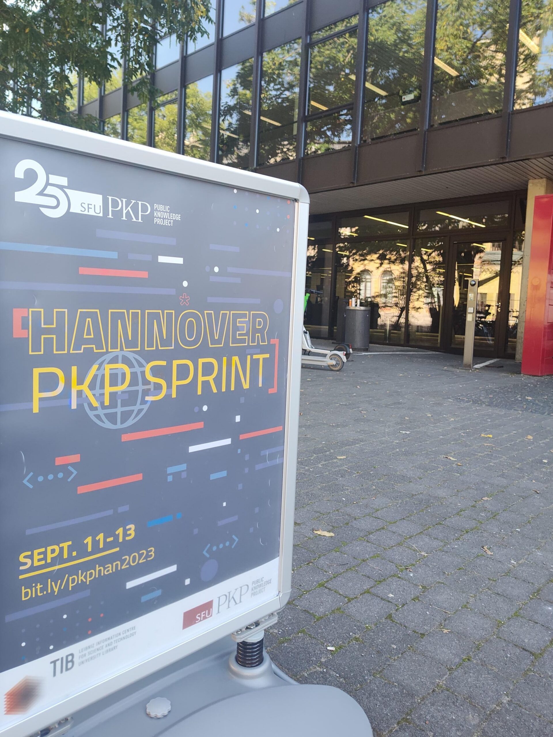 The image shows the PKP Sprint Hannover Banner, located at the main buiding of TIB, Hannover. 