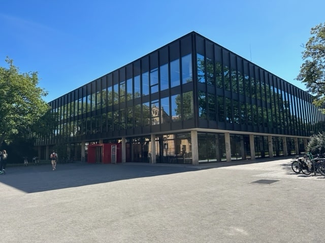 German National Library of Science and Technology and University Library of the Leibniz Universität Hannover